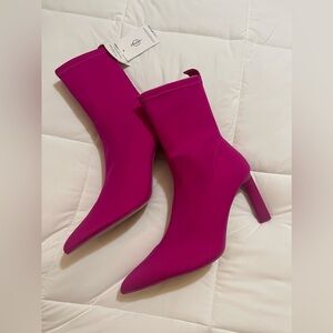 Stradivarius pink boots